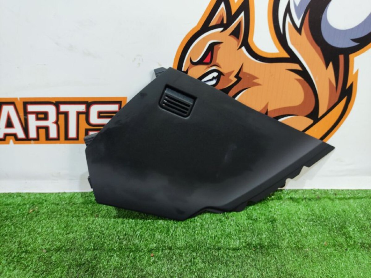 LR025668 Console panel left Range Rover Evoque L538 (2012-2018) Used